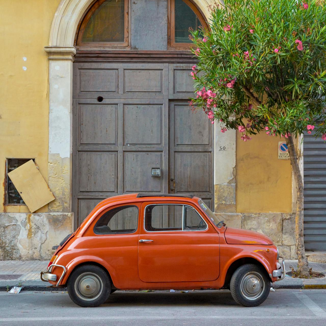 Vendita ricambi per Auto d'Epoca